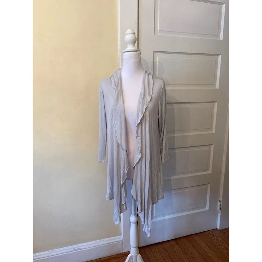 Women’s cardigan light gray 3/4 sleeves frill flutter whimsy renaissance fair